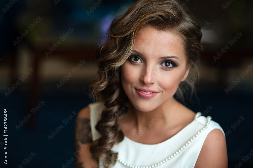 Fototapeta premium Portrait of beautiful bride