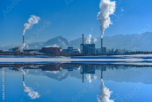 kirlilik & fabrika dumanı photo