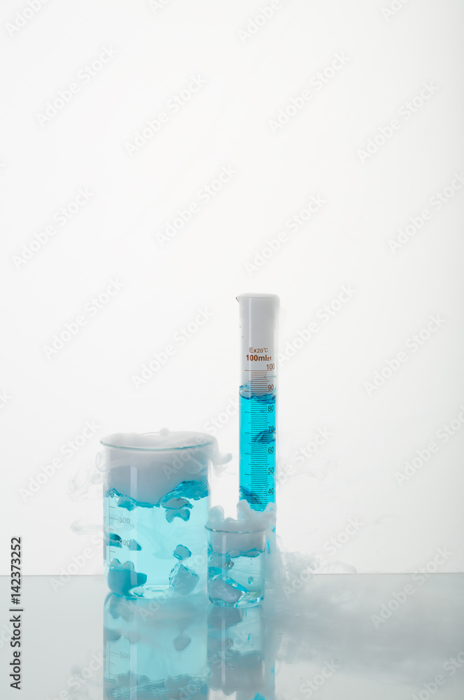Beakers and graduated cylinder Beakers and graduated cylinder