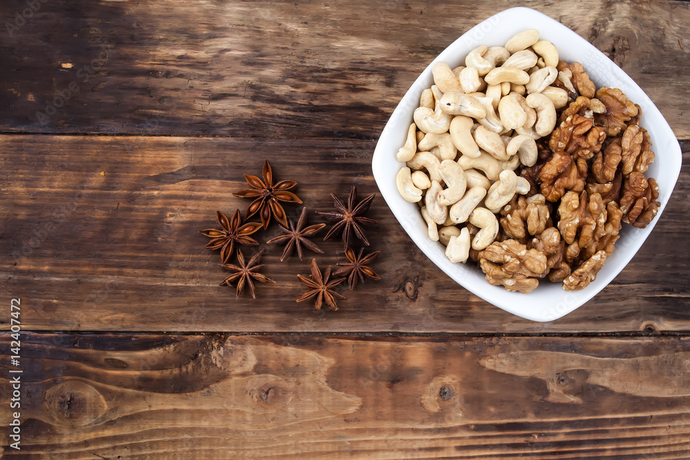mix of nuts mix of nuts