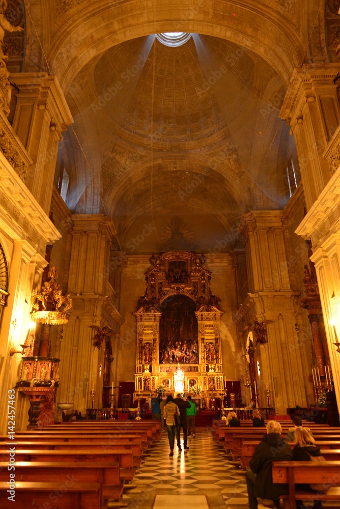 Innenraum der Kirche Kathedrale Sevilla / Parroquia del Sagrario