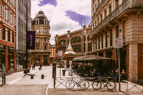 harmonic Cityscapes in Summer