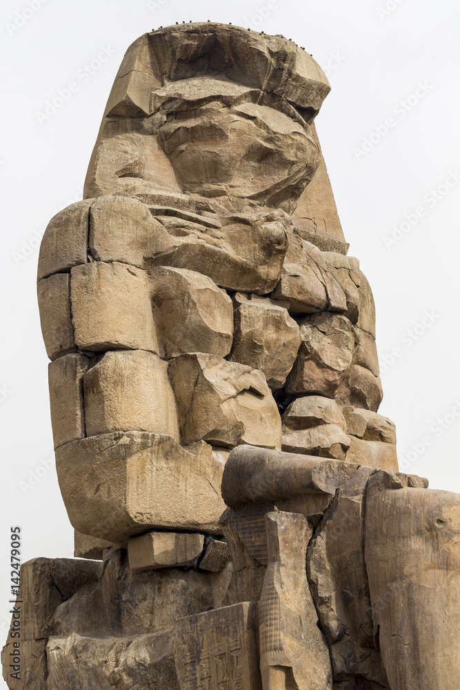 Obraz premium The colossi of Memnon Luxor, Egypt.