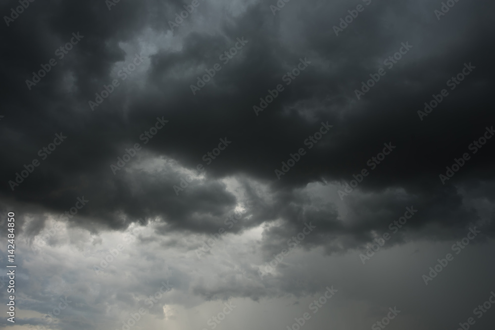 Fototapeta premium Dark sky and black clouds