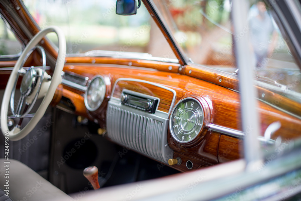 Fototapeta premium Retro car, retro torpedo car, vintage steering wheel