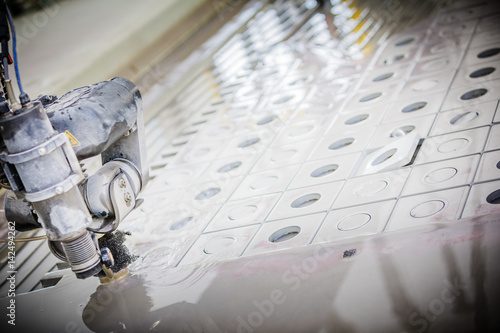 Fotografi CNC Waterjet Cutting Machine Detail