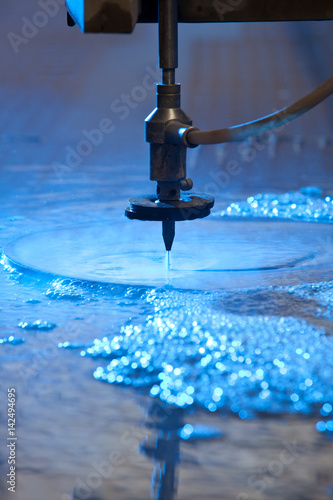CNC Waterjet Cutting Machine Detail