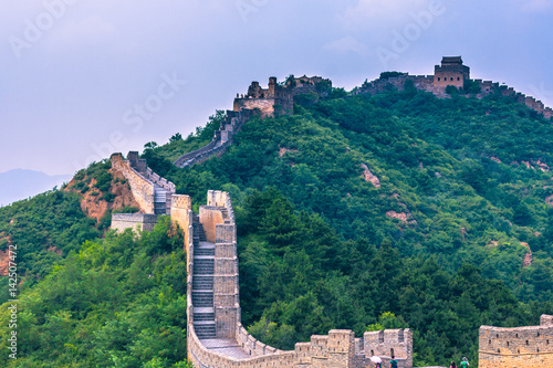 Photo China - July 19, 2014: Panorama of the Great Wall of China in Jinshanling
