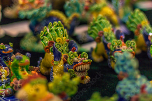 Schilderij op canvas Xi'an, China - July 22, 2014: Porcelain figurines at the tombs of the Terracota