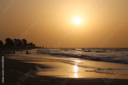 coucher de soleil serkunda gambie gambia plage