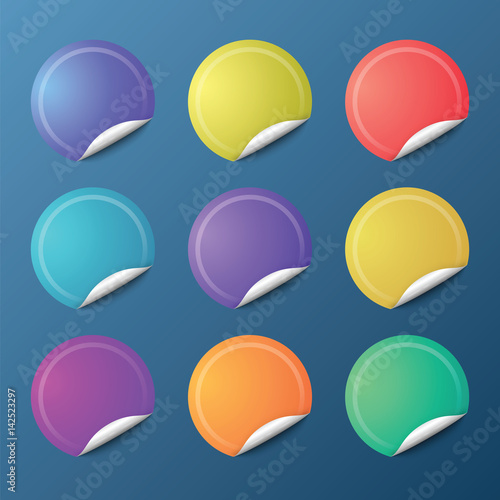Circle curved badge set. Colorful round stickers. Vector illustration