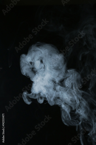smoke © Aleksei