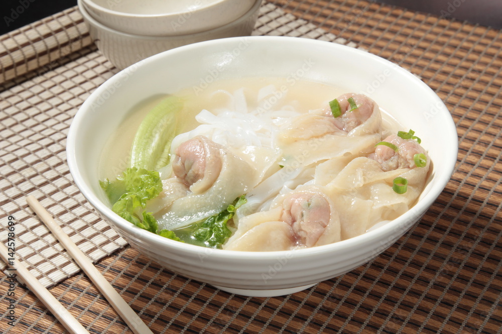 noodles with meat noodles with meat