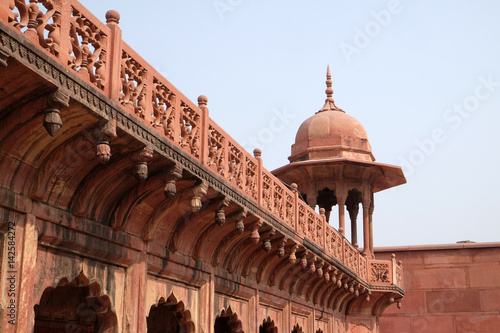 Gate to the Taj Mahal (Crown of Palaces), an ivory-white marble mausoleum on the south bank of the Yamuna river in Agra, Uttar Pradesh, India 