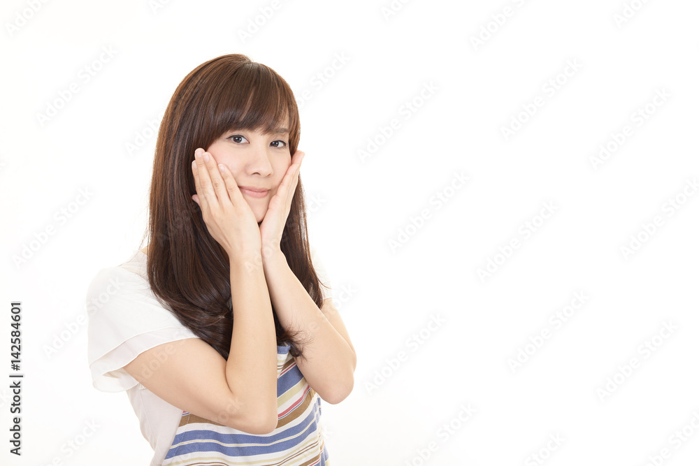 エプロンを着た女性 エプロンを着た女性