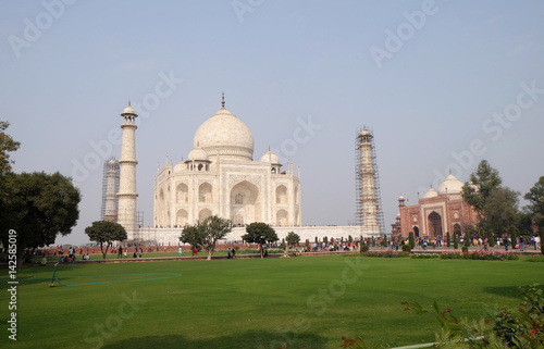 Taj Mahal (Crown of Palaces), an ivory-white marble mausoleum on the south bank of the Yamuna river in Agra, Uttar Pradesh, India 