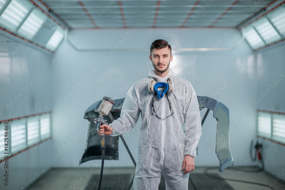 Repair and painting car car mechanic Repair and painting car car mechanic