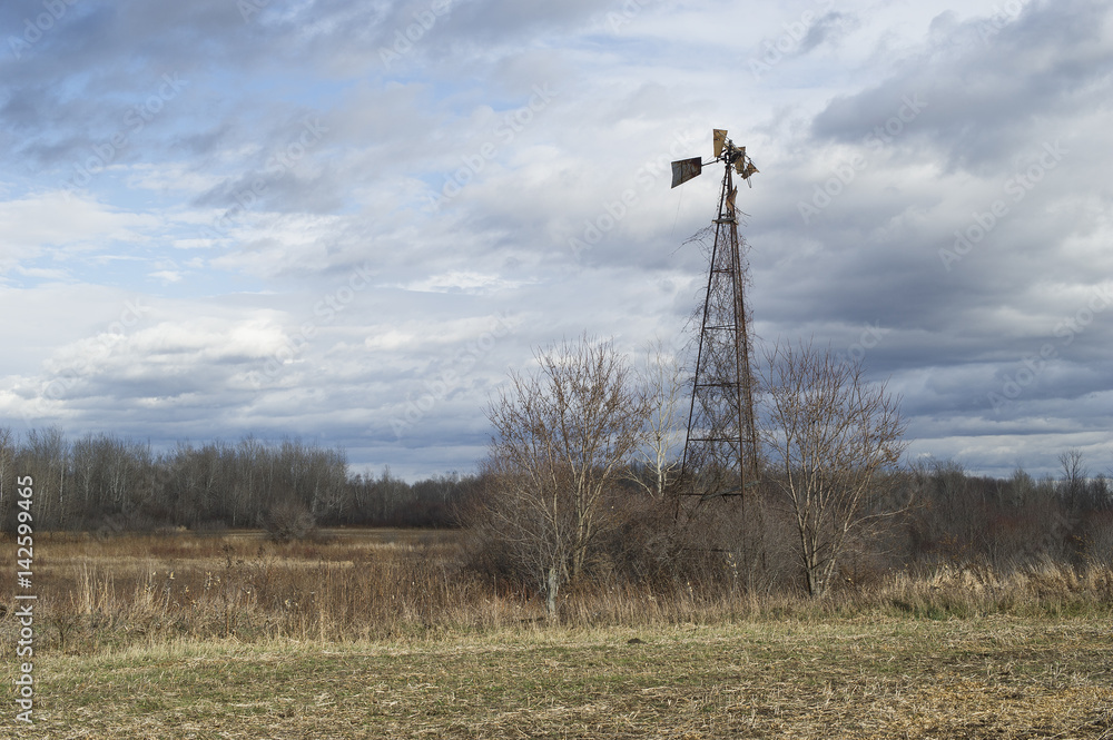 Obraz premium Abandoned Windmill