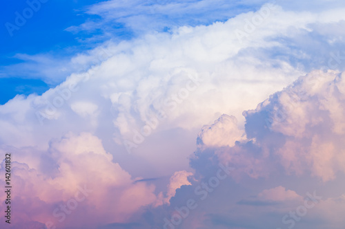Fototapeta Naklejka Na Ścianę i Meble -  clouds against a blue sky