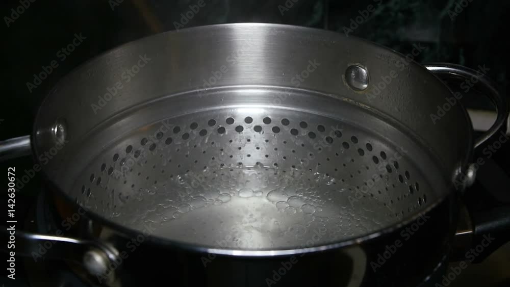 Pasta Pot Boiling Water