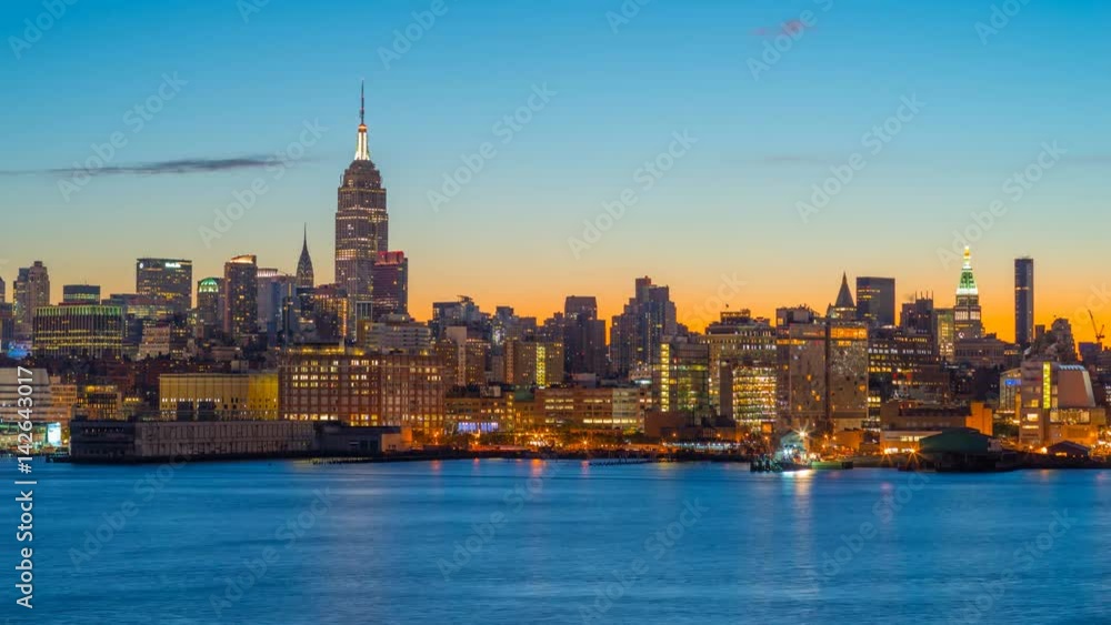 USA, New York, Manhattan, Midtown, Empire State Buiding TIMELAPSE Night to Day USA, New York, Manhattan, Midtown, Empire State Buiding TIMELAPSE Night to Day