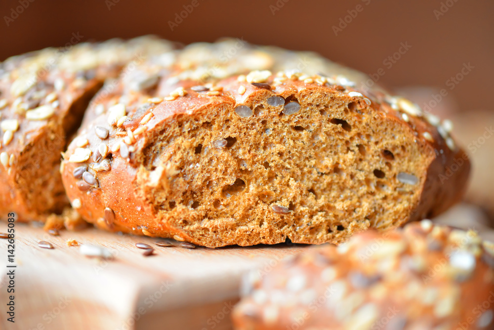 Whole grain bread with sunflower seeds, flax and grain Whole grain bread with sunflower seeds, flax and grain