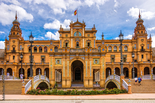 Hauptgebäude des Palacio Central in Sevilla 