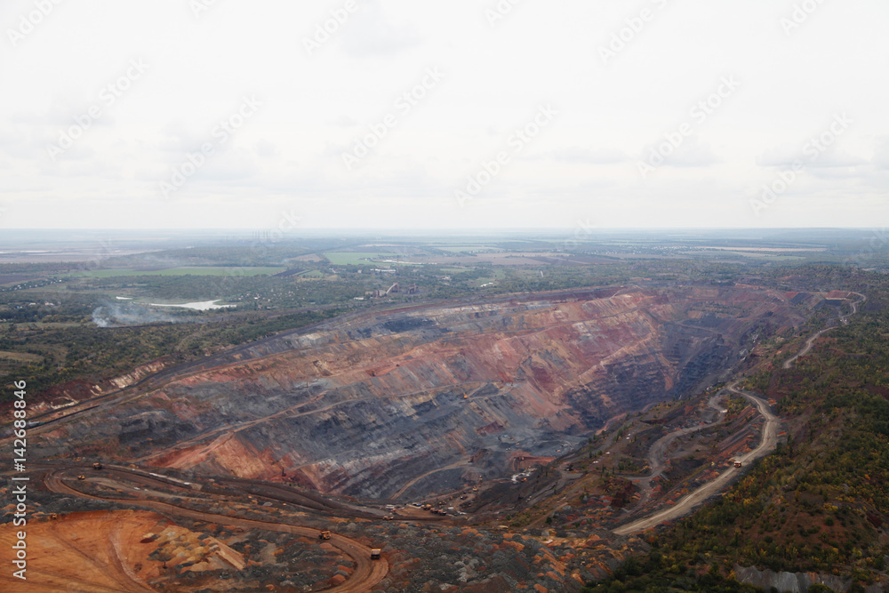 Quarry extraction of iron ore