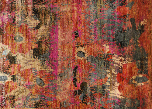 Patterns of silk carpets © dima