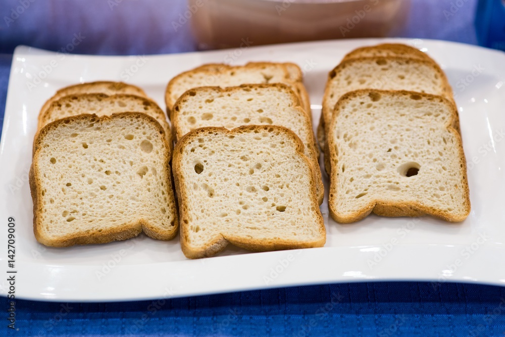 Fresh crunchy bread slices