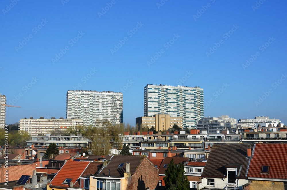 Lever de soleil sur les quartiers Machtens et Mettewie (Molenbeek-Saint-Jean / Bruxelles)