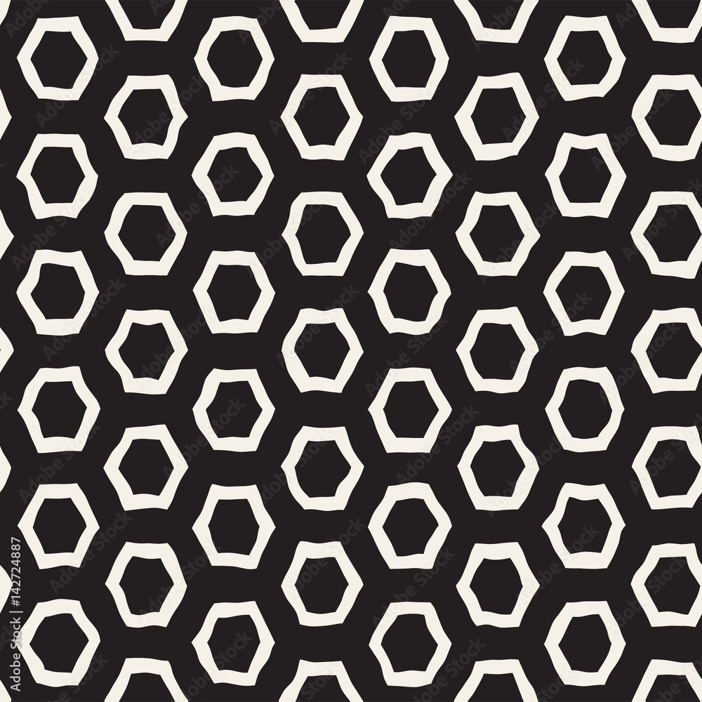 Seamless black and white pattern with hexagon lattice. Creative monochrome hand drawn honeycomb background. Seamless black and white pattern with hexagon lattice. Creative monochrome hand drawn honeycomb background.