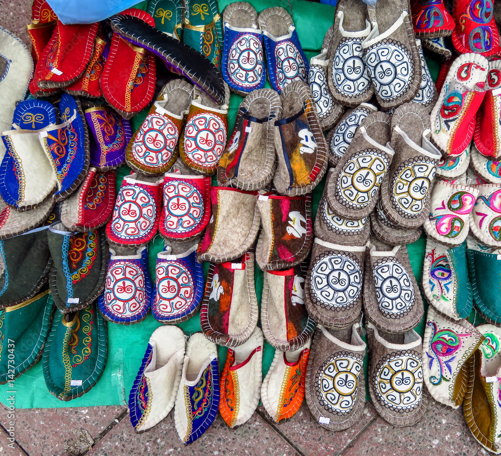 Kazakh wool slippers