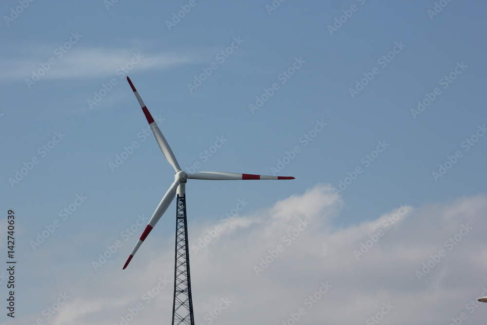 A wind turbine or wind turbine transforms the wind energy into electrical energy A wind turbine or wind turbine transforms the wind energy into electrical energy