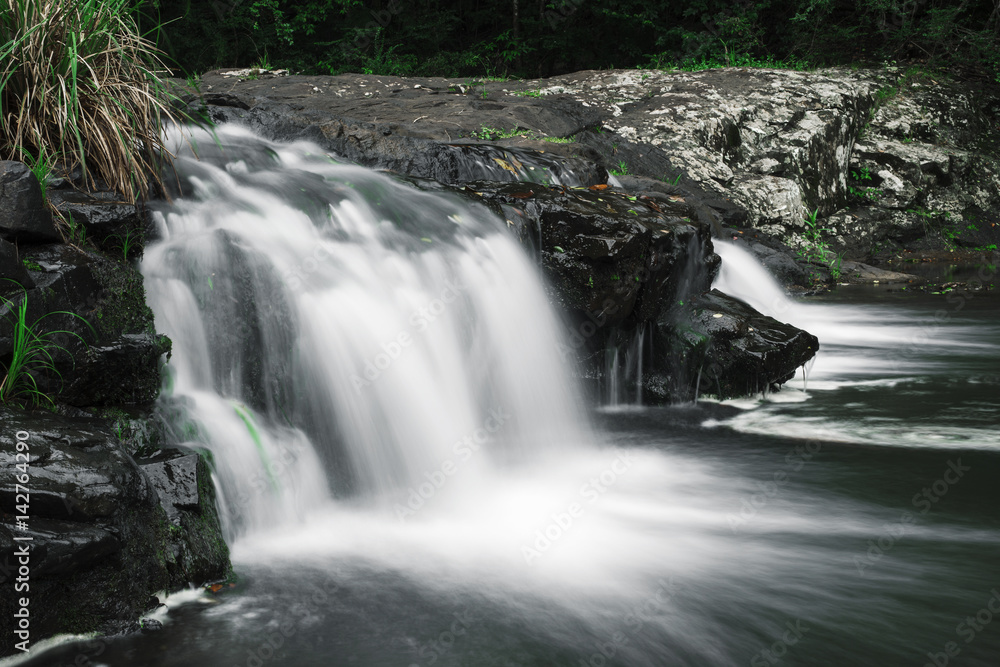 Fototapeta premium Gardners Falls in Maleny, Sunshine Coast