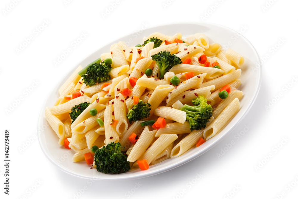 Pasta with colorful vegetables