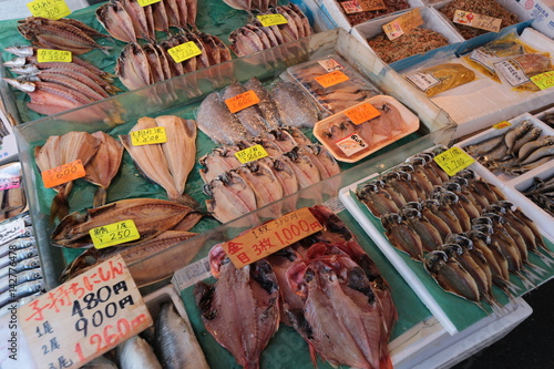 Photos fresh seafood for sale in the outer part of the Tsukiji fish market in Tokyo Jap