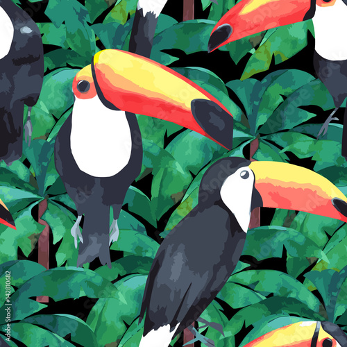 Seamless pattern with tropical birds - toucan. Vector illustration. Watercolo...