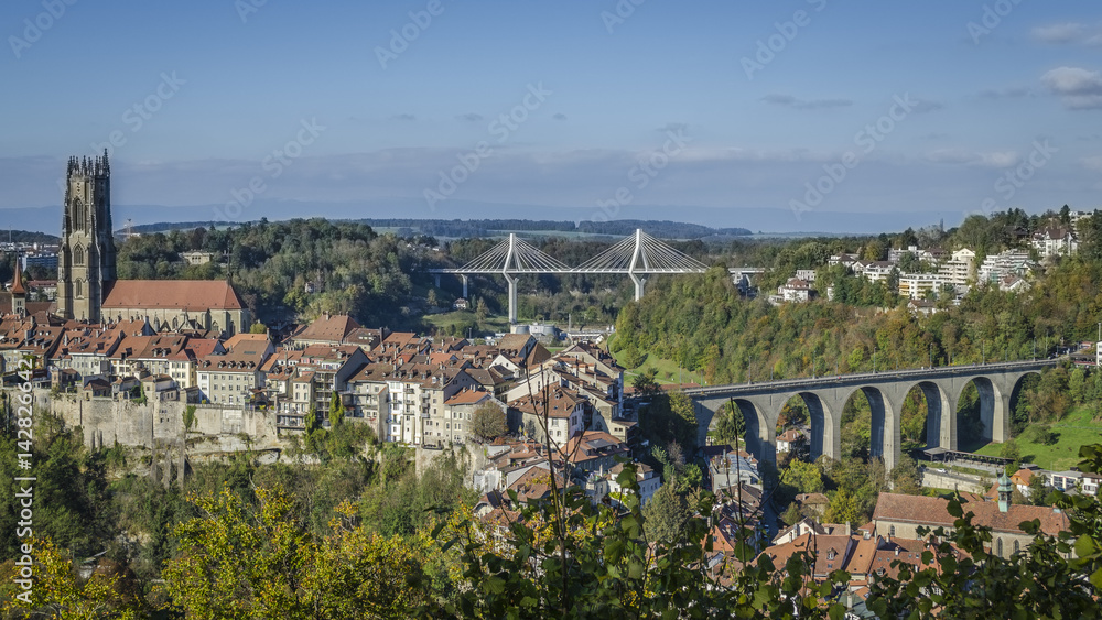 Fribourg et ses ponts.