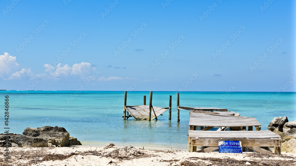 closed dock at Carter Beach in the Bahamas