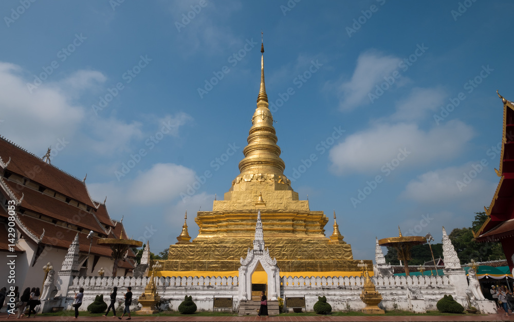 Fototapeta premium Bhuddhist temple in Thailand, Famous temple in Nan
