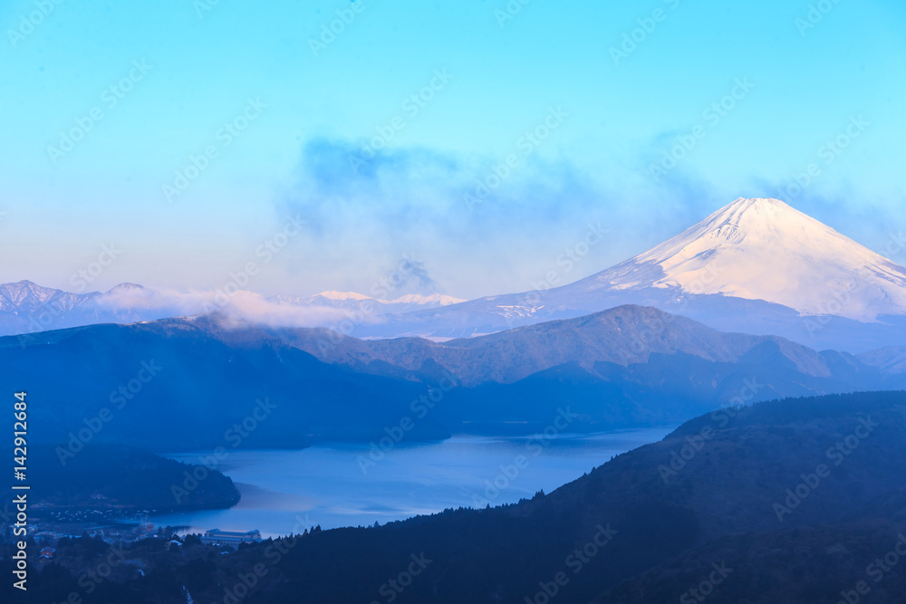 Mountain Fuji winter in morning.