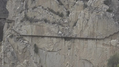 'El Caminito del Rey' zoom out from the route end