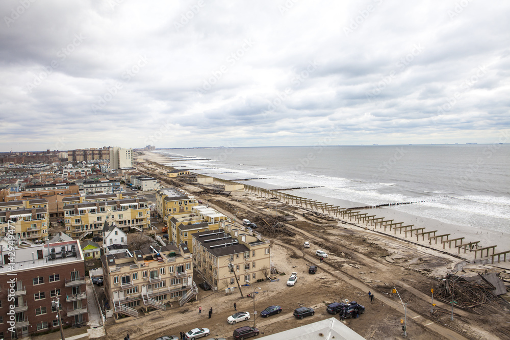 Fototapeta premium NEW YORK - November 1: Aftermath hurricane Sandy : panoramic view in Far Rockaway area October 29, 2012 in New York City, NY