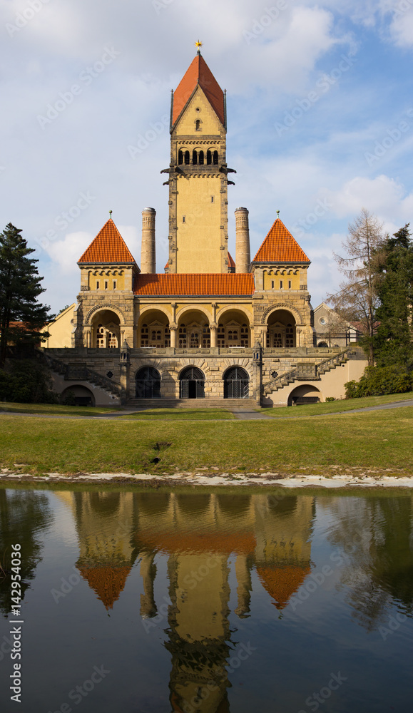 Obraz premium kirche südfriedhof