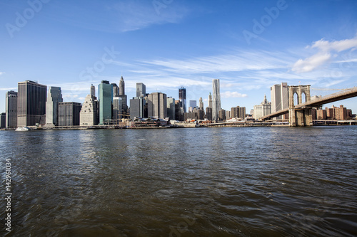 New York - Brooklyn Bridge and Lower Manhattan © MISHELLA