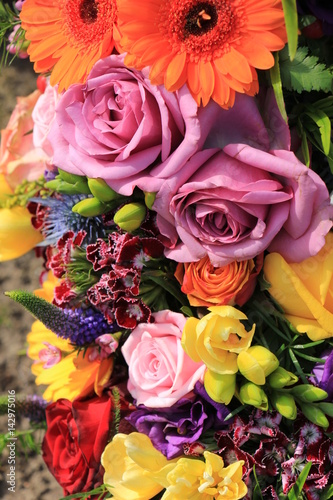 Colorful wedding flowers