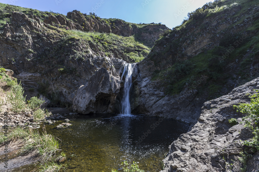 Fototapeta premium Paradise Falls in Thousand Oaks California