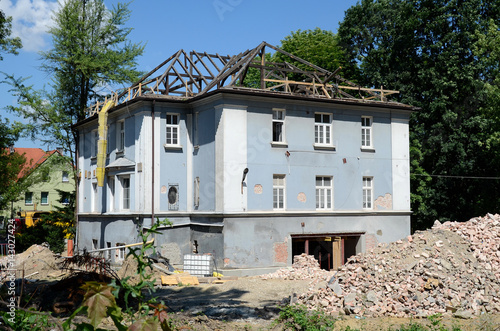 Obraz na płótnie House in reconstruction w salonie