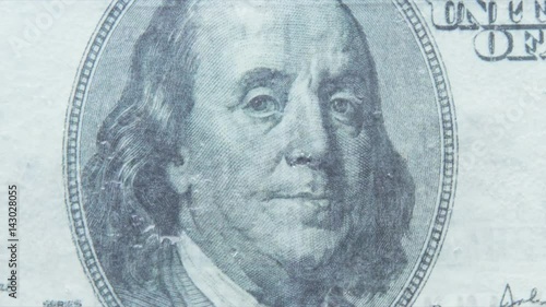 Wallpaper Mural 100 dollars frozen melt. Torontodigital.ca